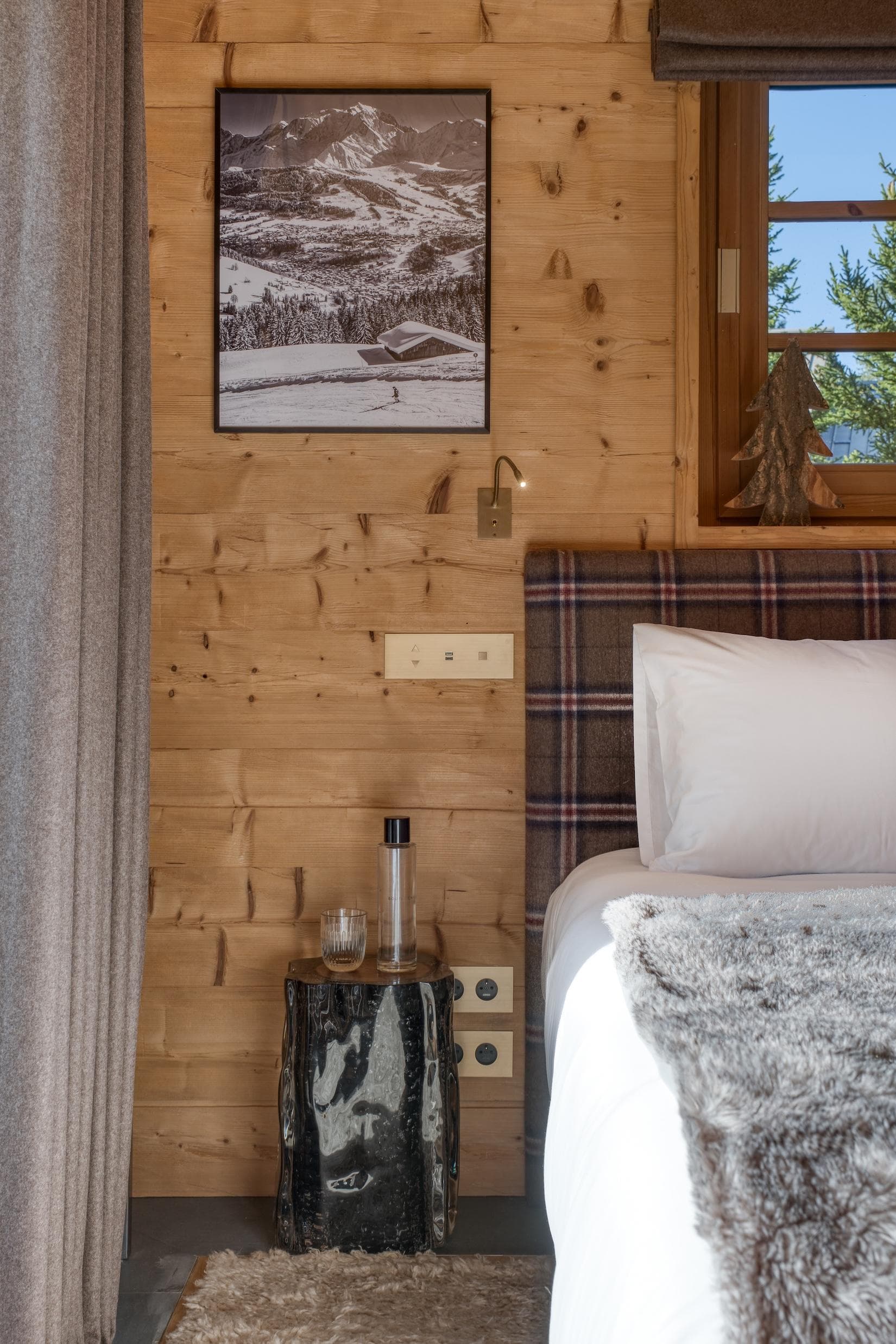 After a day of skiing, nothing beats slipping back into bed.