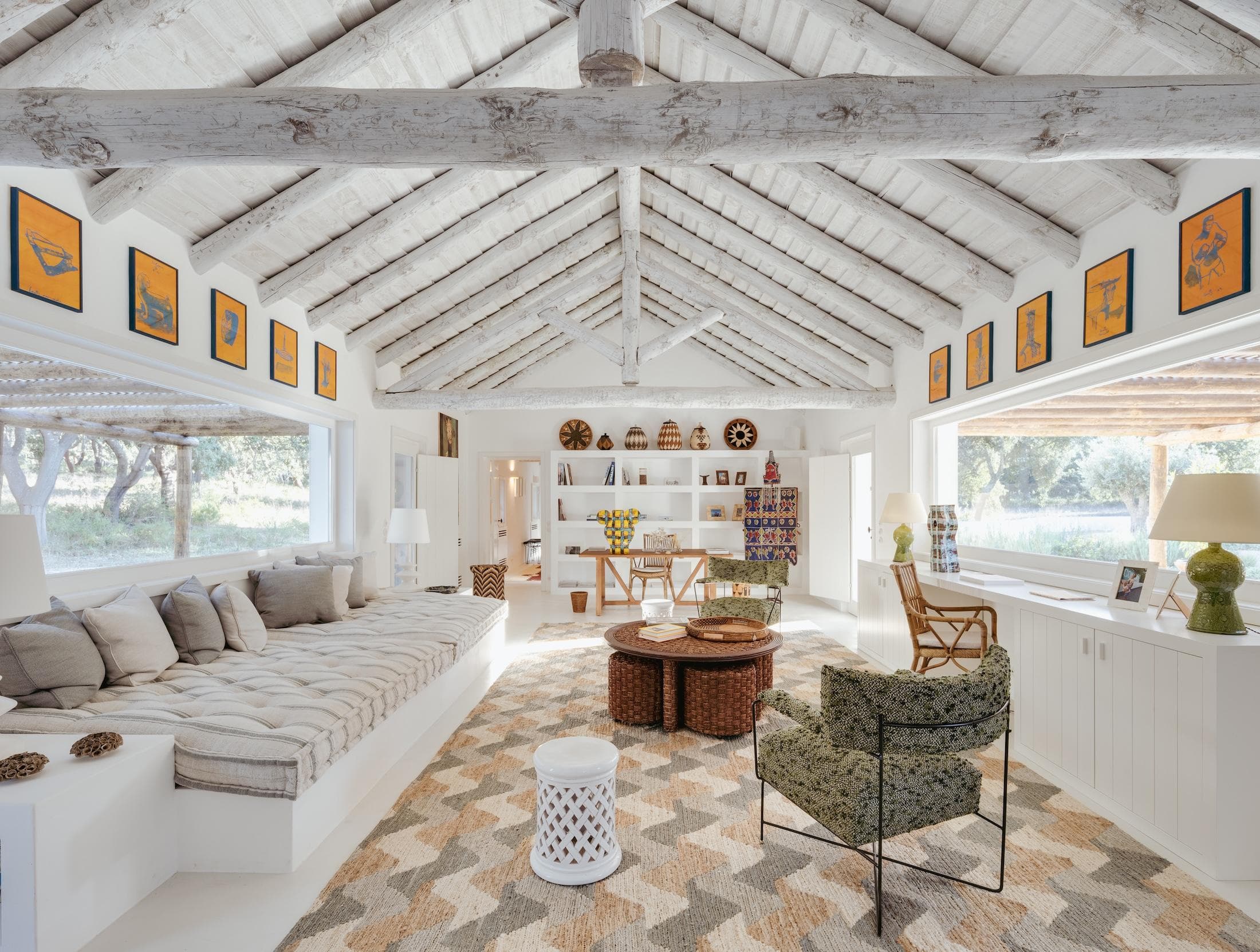 Indoors, white is king. © Pedro Martinstavares