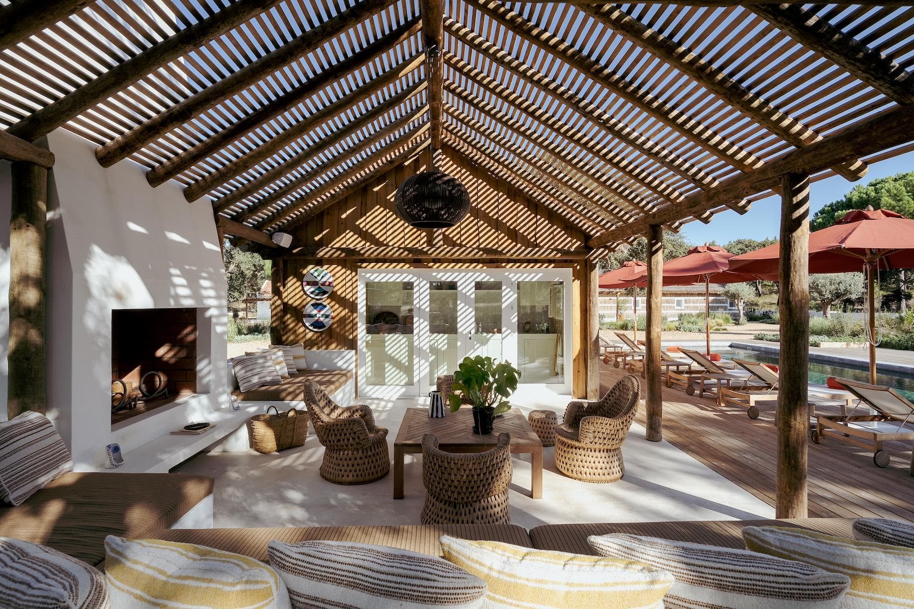 The shaded terrace of Casa Montado. © Pedro Martinstavares